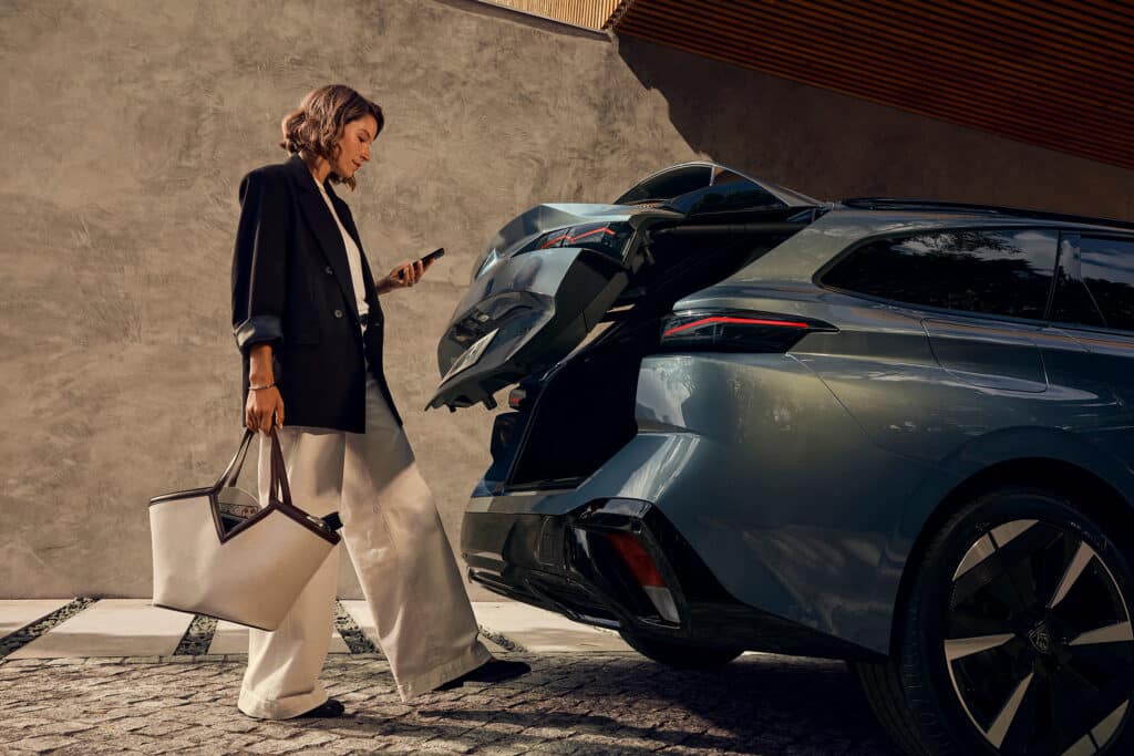 PEUGEOT E308SW LifeStyle1