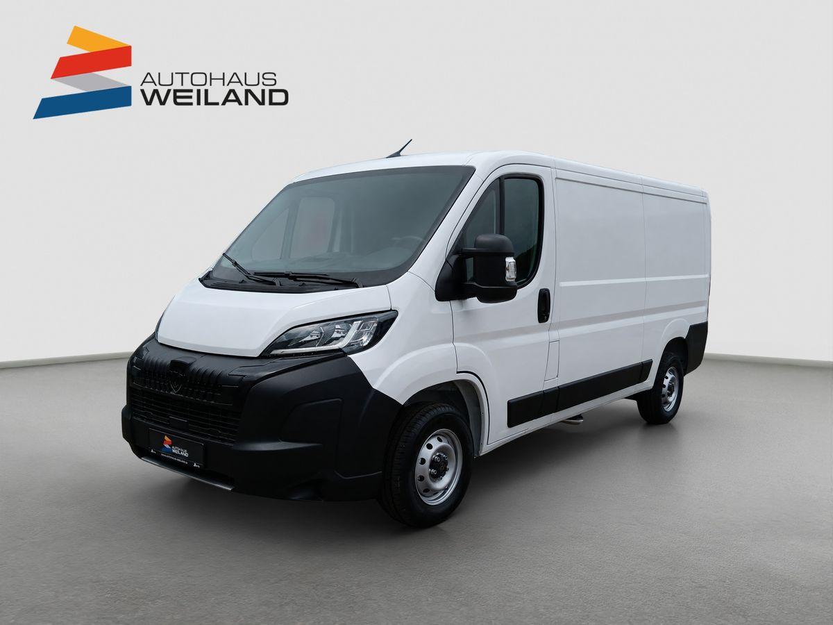 Peugeot Boxer 3.3T L2H1 Diesel 120 - mit KI generiert/bearbeitet