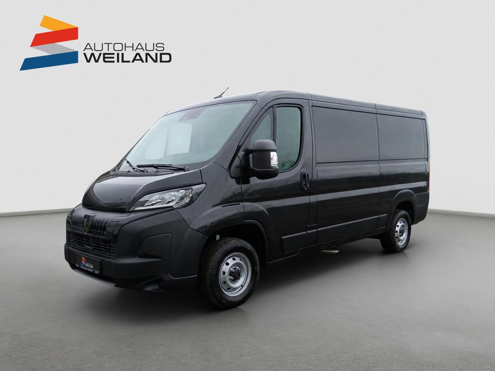 Peugeot Boxer Kasten 3.3T L2H1 Diesel 120 - mit KI generiert/bearbeitet